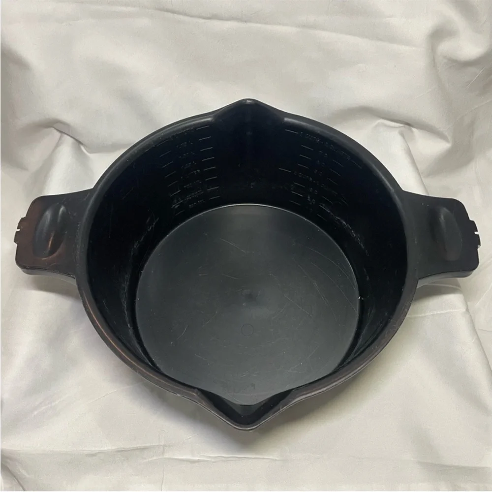 PAMPERED CHEF LARGE 8 Cup 2 Qt MICRO-COOKER MICROWAVE STEAMER STRAINER LID Black